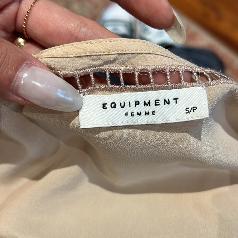 equipment pale pink silk camisole size small - Picture 2 of 3
